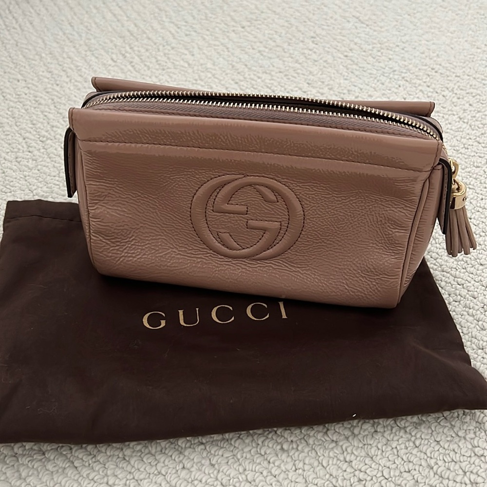 Gucci cosmetic bag
